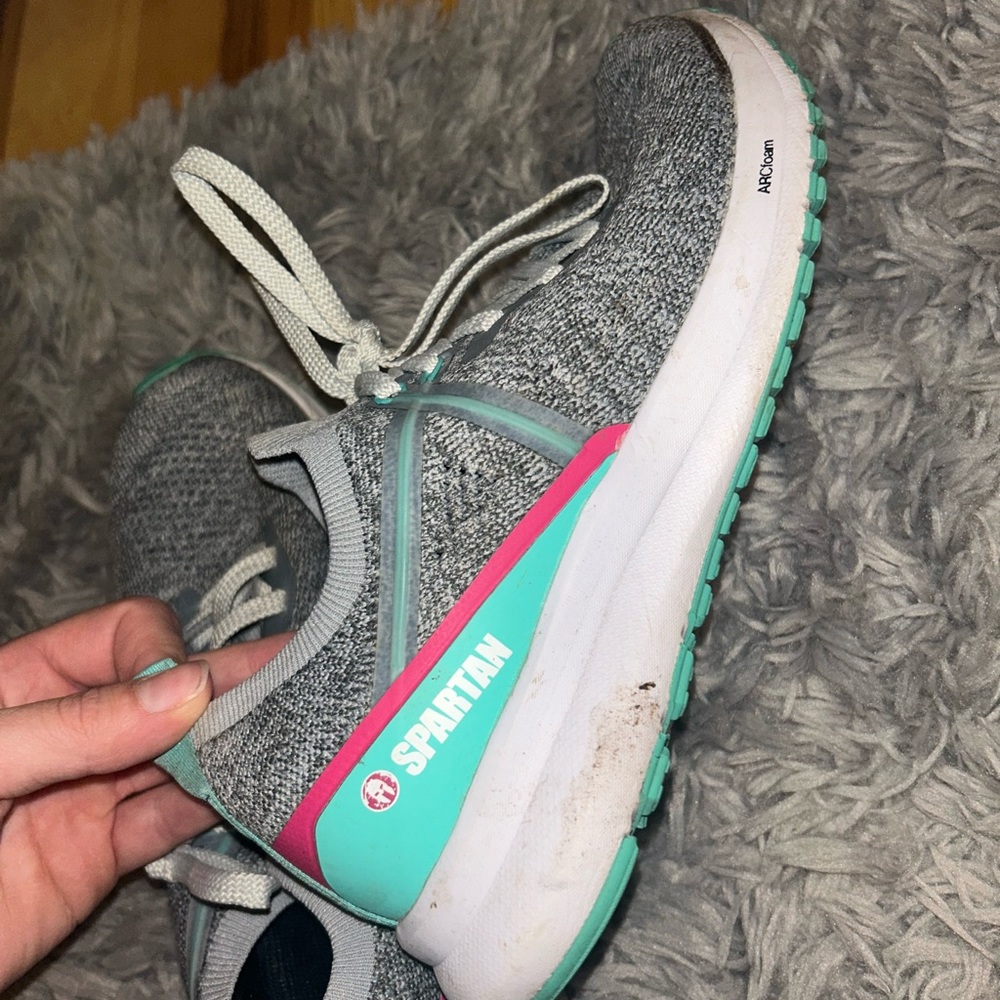 Craft Women's Gray and Teal Athletic Shoes